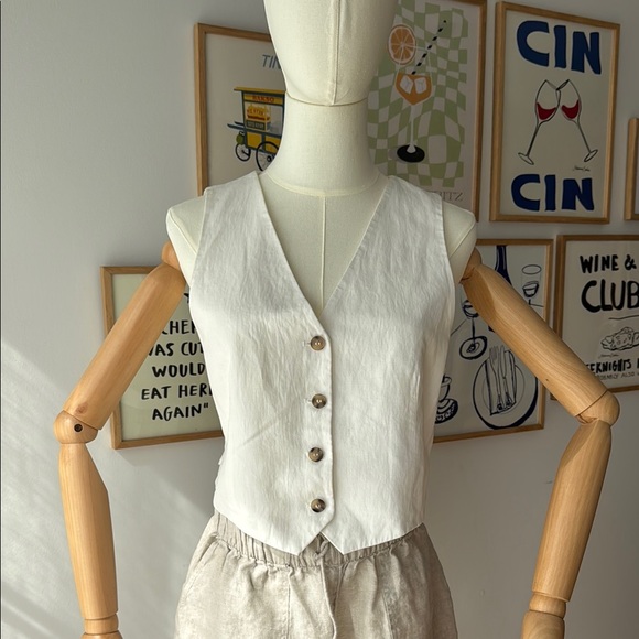 Zara Tops - Zara Cream Button-Front Linen Vest